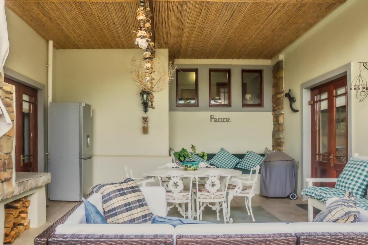 Peace Valley Guesthouse Napier Bagian luar foto